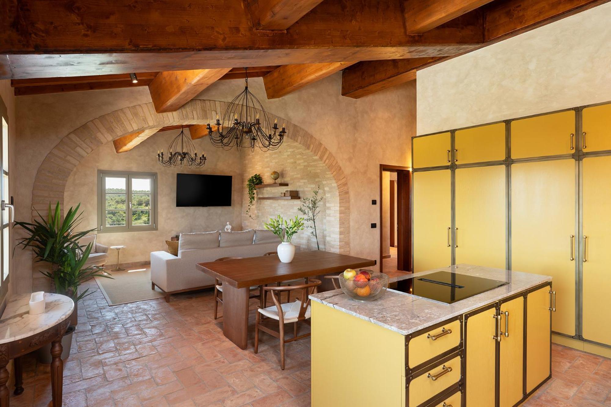Two-Bedroom Deluxe Apartment
